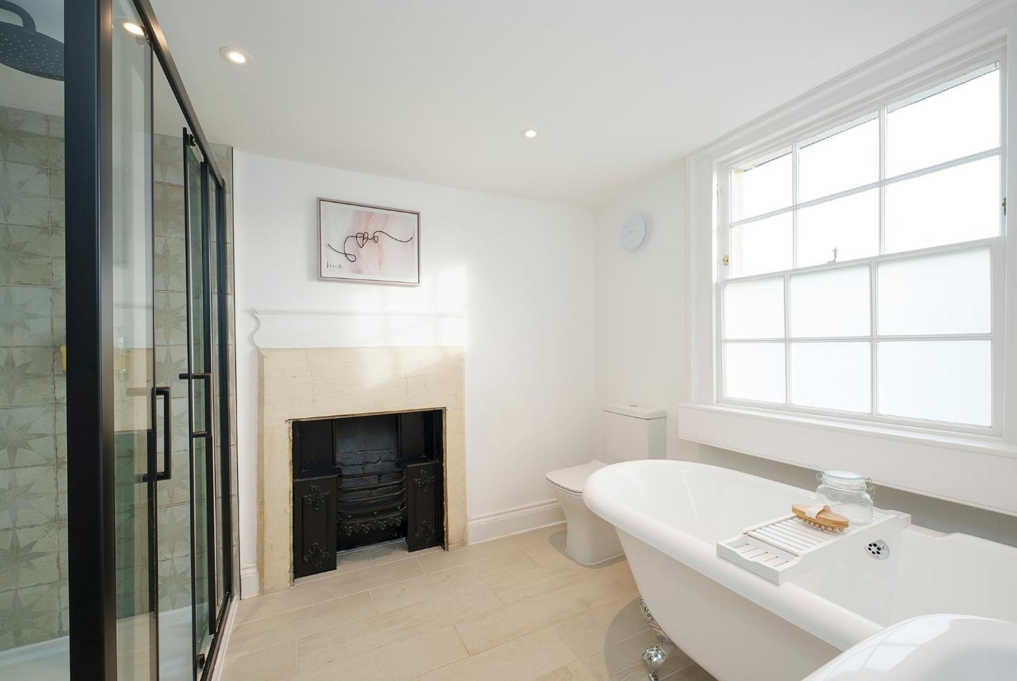 The Haze House - 4 Bed Townhouse Apartment Bath Exterior foto